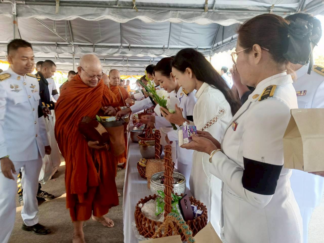 title - ส.ป.ก.กาฬสินธุ์​ ร่วมพิธี​ถวายราชสักการะสมเด็จพระนเรศวรมหาราช และวันยุทธหัตถี